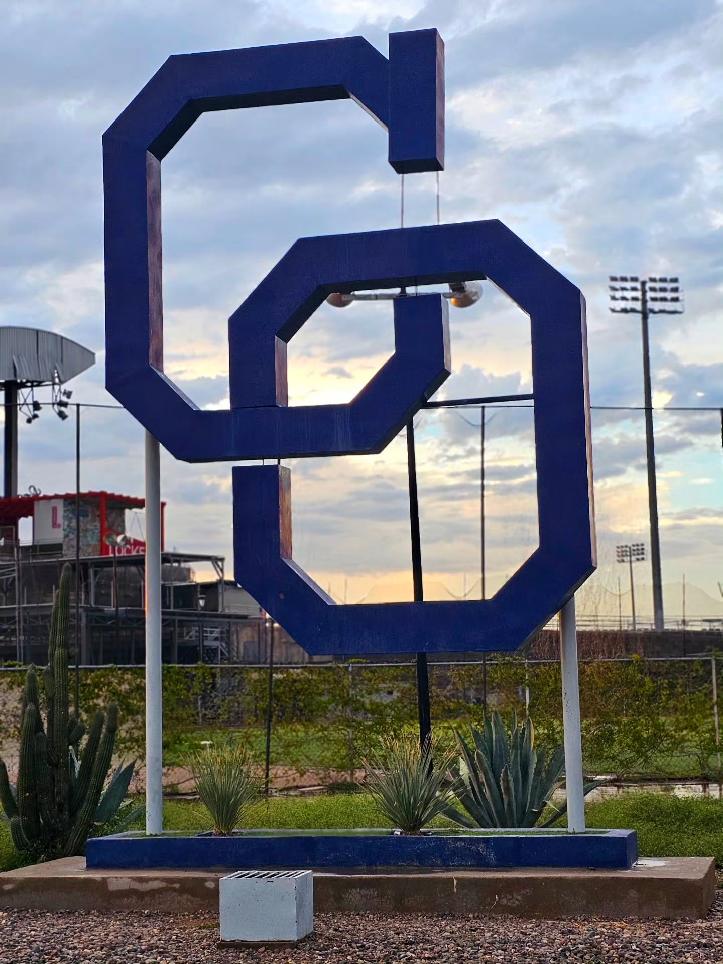 La Tribu en Instagram — publicación 4
