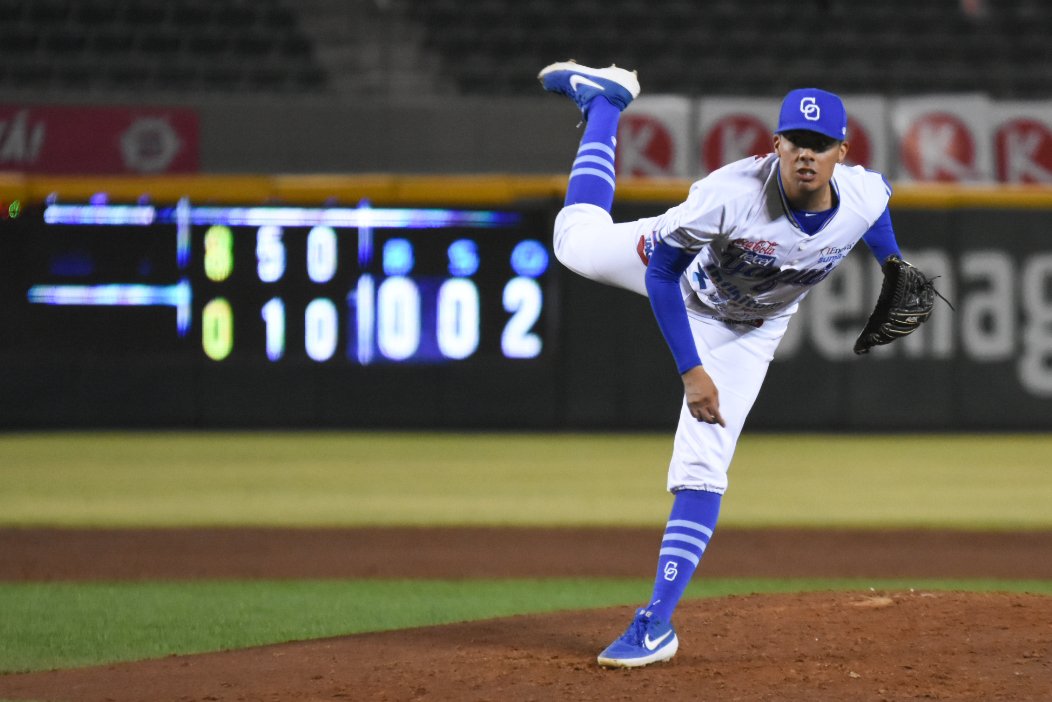 YAQUIS ABRE PLAYOFFS CON DESCALABRO
