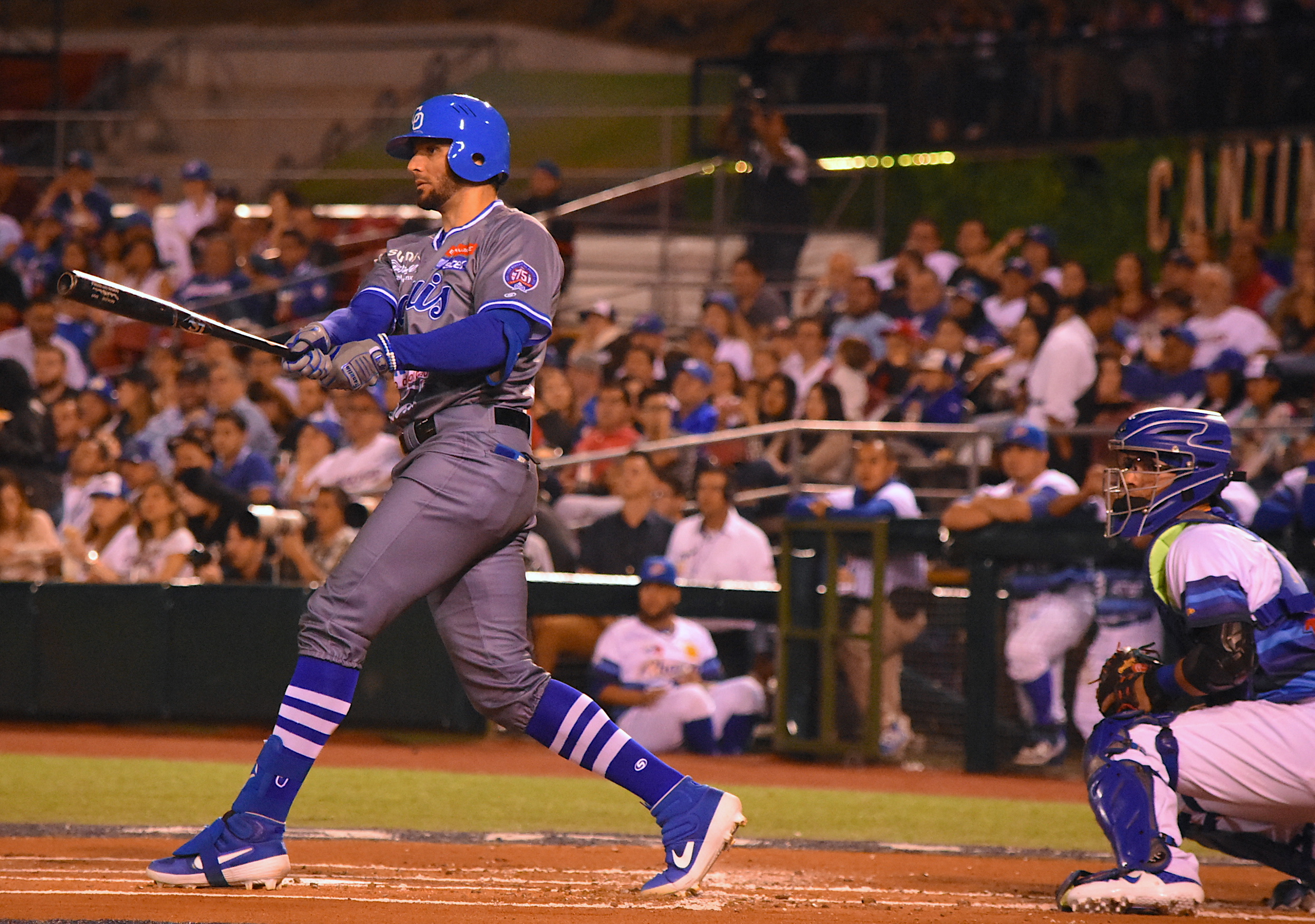 PRESTAMO ENTRE YAQUIS Y SULTANES