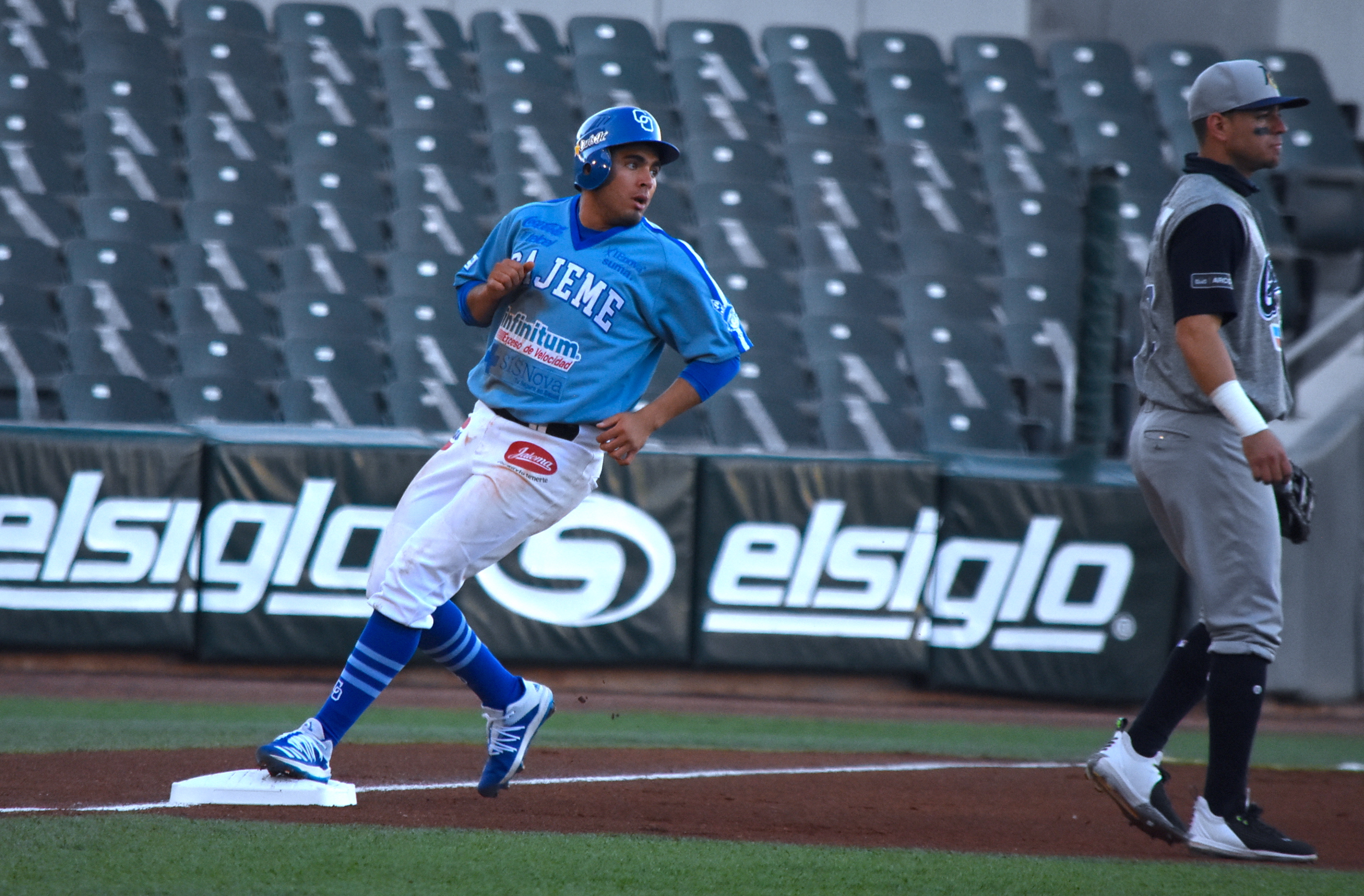 YAQUIS SUFRE SU PRIMERA BARRIDA